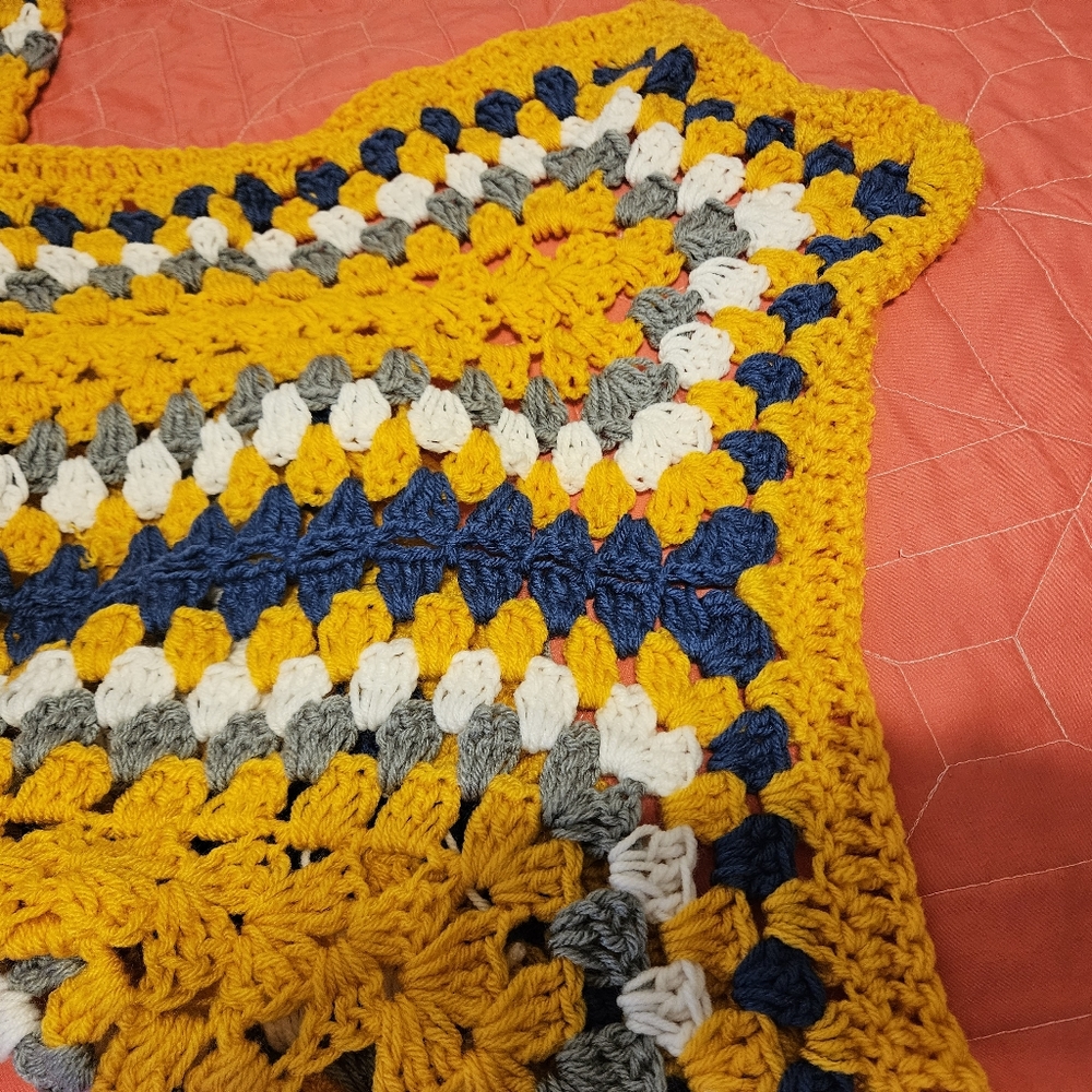 Throws - Picture 2 of 3